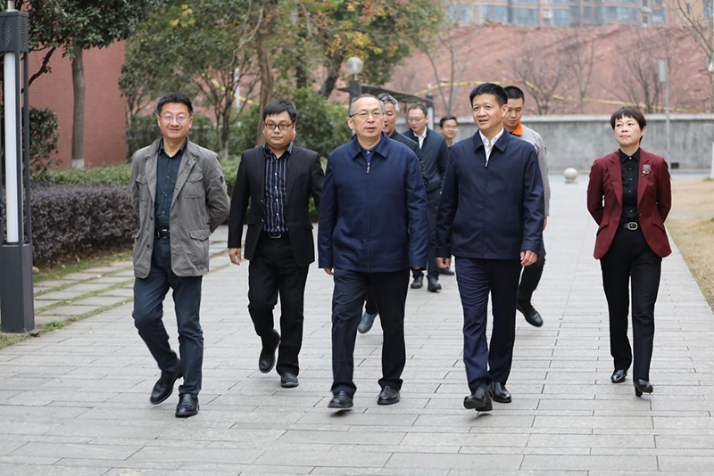 省人力资源和社会保障厅副厅长廖跃贵一行来开云·体育调研