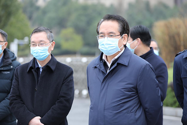中华全国总工会党组成员谭天星一行到开云·体育调研