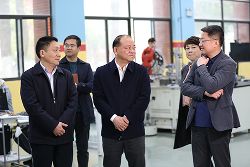 株洲市人社局党组书记、局长潘庆一行到开云·体育调研湖南省第一届职业技能大赛赛事准备情况