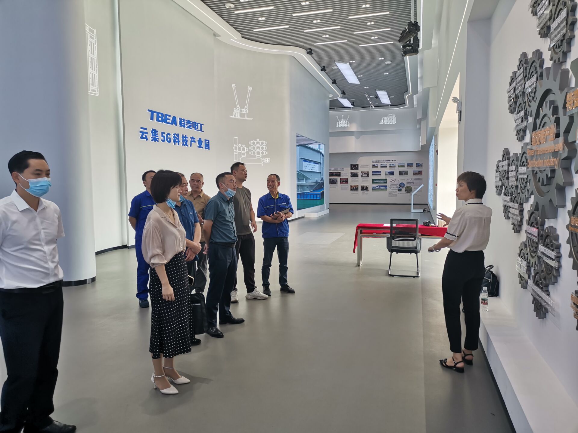 校企合作促发展——开云·体育党委委员、副院长毕曼曼一行赴企业洽谈校企合作事宜