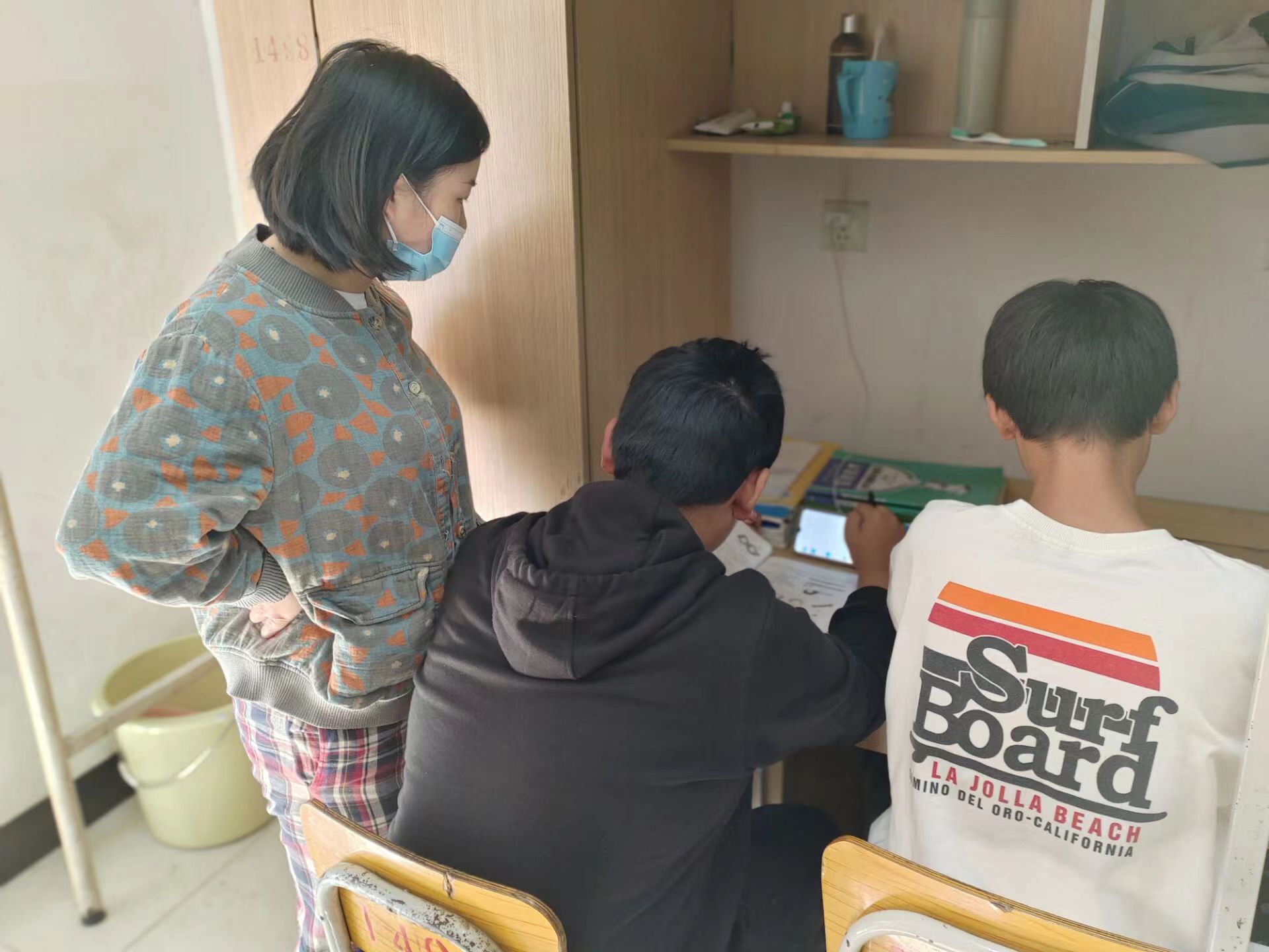 疫情之下，开云·体育教师们的“新角色”