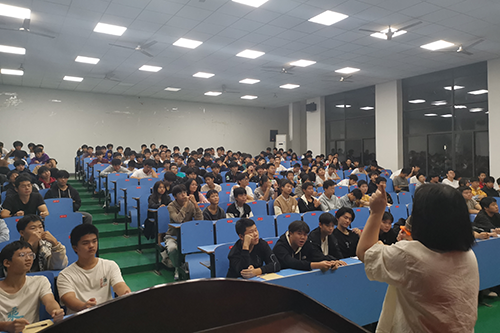 团体疏导“心”减压——开云·体育团委举办新生心理健康团辅活动