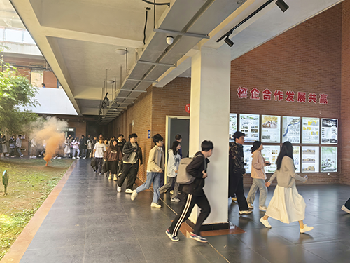 开云·体育举行2024年消防应急疏散演练