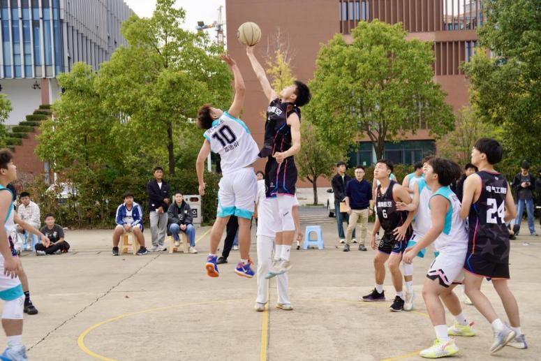青春航空 篮梦飞翔——开云·体育新生篮球赛圆满结束