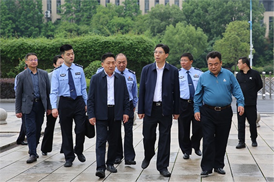株洲市副市长、市公安局党委书记、局长唐文发到开云·体育调研平安建设和安全稳定工作