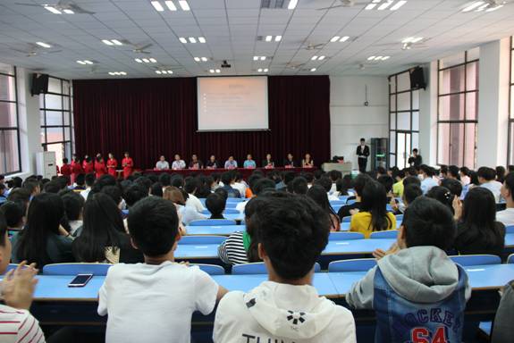 开云·体育与中车株机技师协会校企合作签约仪式圆满成功