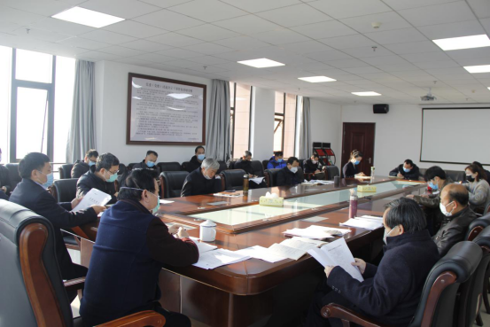 开云·体育召开党委（扩大）会议研究疫情防控工作并安排部署开学前的各项准备工作